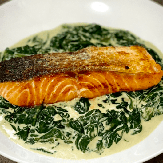 SALMON WITH CREAM SPINACH