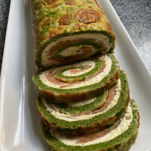 SALMON AND SPINACH ROLL WITH HORSERADISH CREAM CHEESE